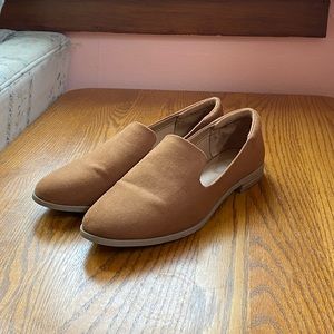 Universal Thread Women’s Adeline Cognac Microsuede Loafers
